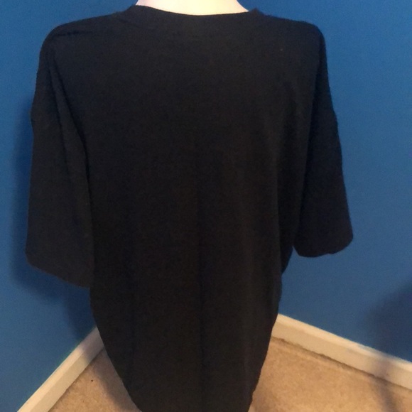 Grumpy Christmas T-shirt - Picture 5 of 5